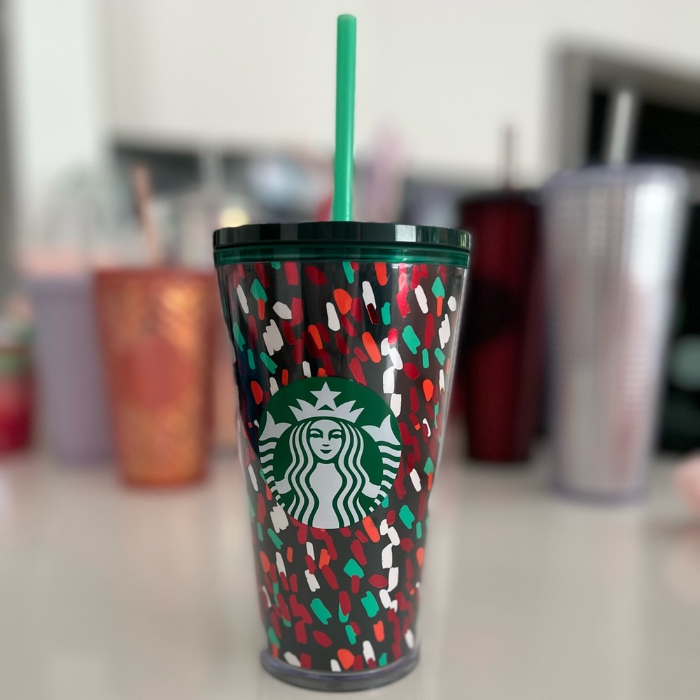 Starbucks 🎄 Christmas Cup ✨Less than retail✨ Red Green